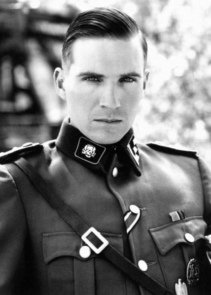 (��սͬ��)�����γ������Ʒ�TXTȫ������